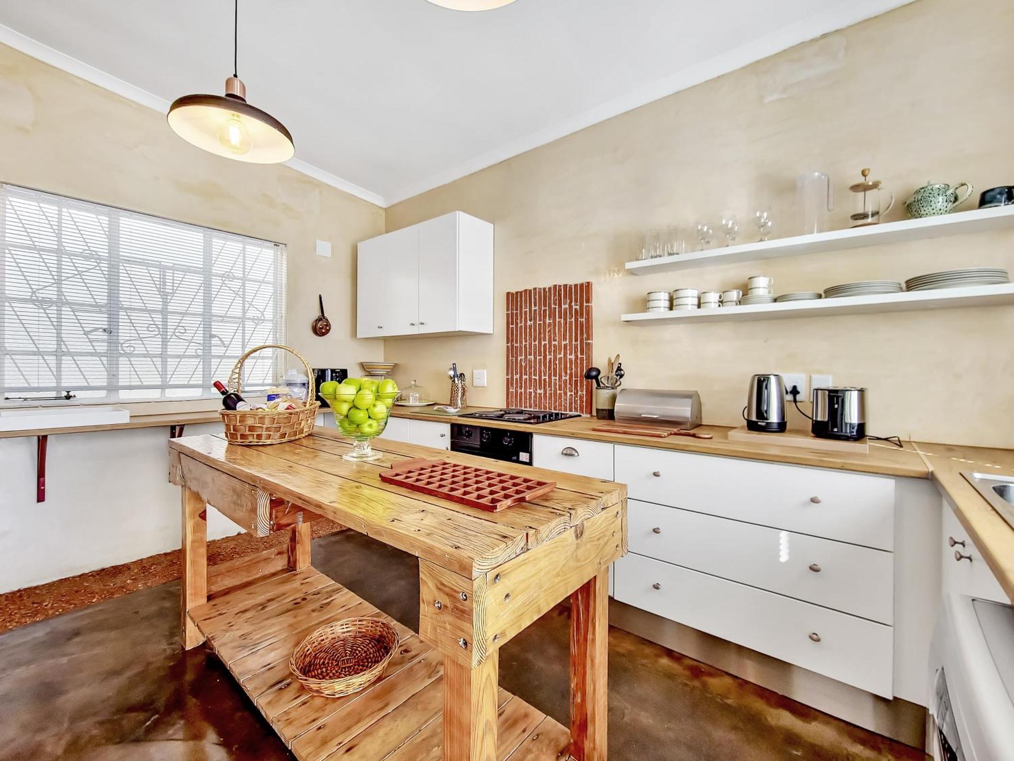 Holiday home Charming Family Cape Town